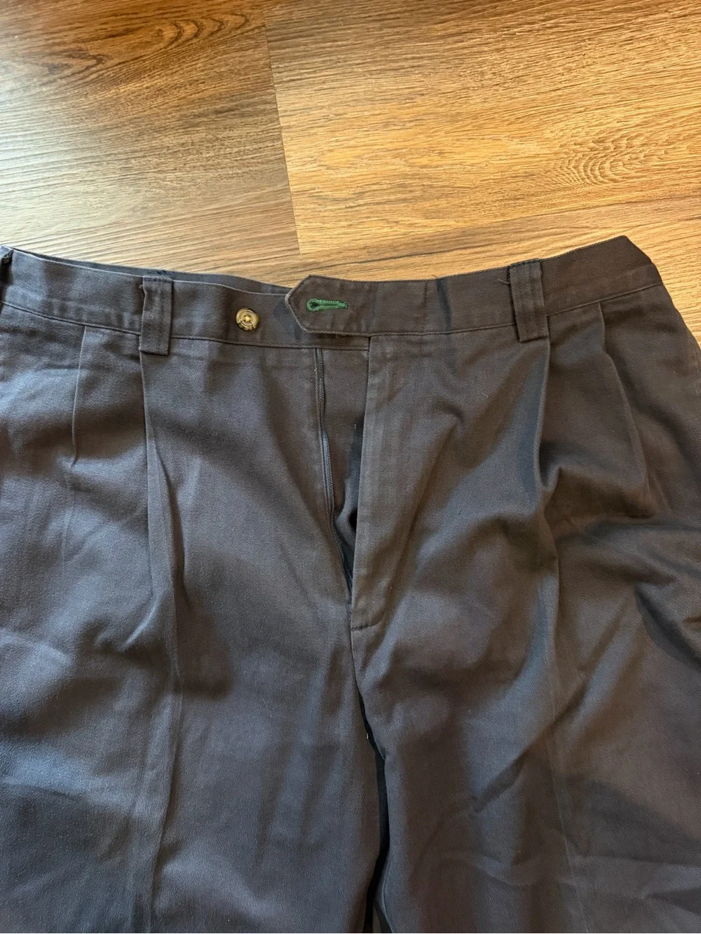 Vintage Tommy Hilfiger Men's Classic Pleated Dress Pants – Black